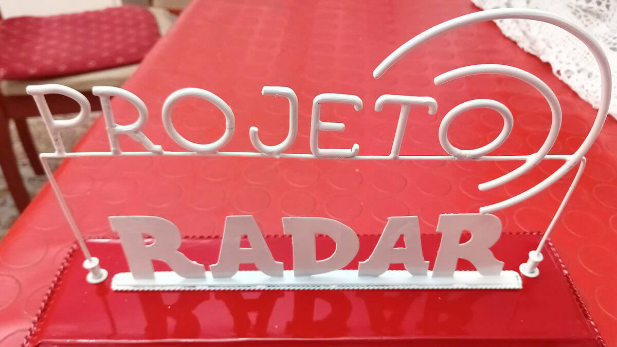 Símbolo do projeto Radar em zinco