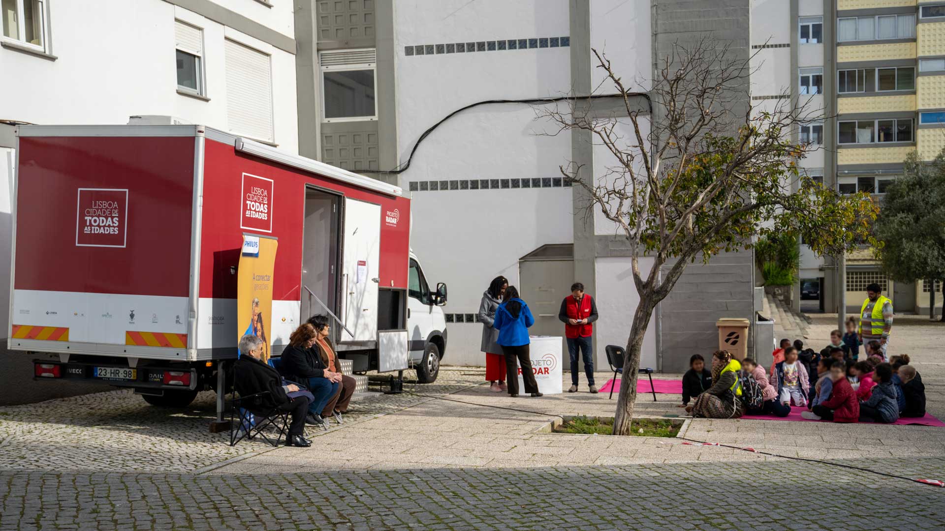 Unidade Móvel – Dieta Mediterrânica e medição massa corporal – Santa Clara
