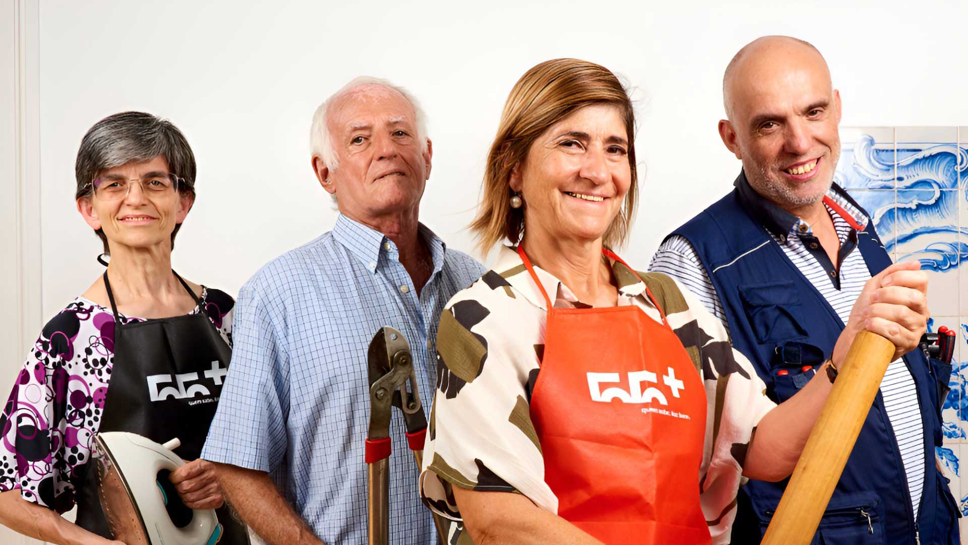 Quatro pessoas da 55+, uma associação sem fins lucrativos