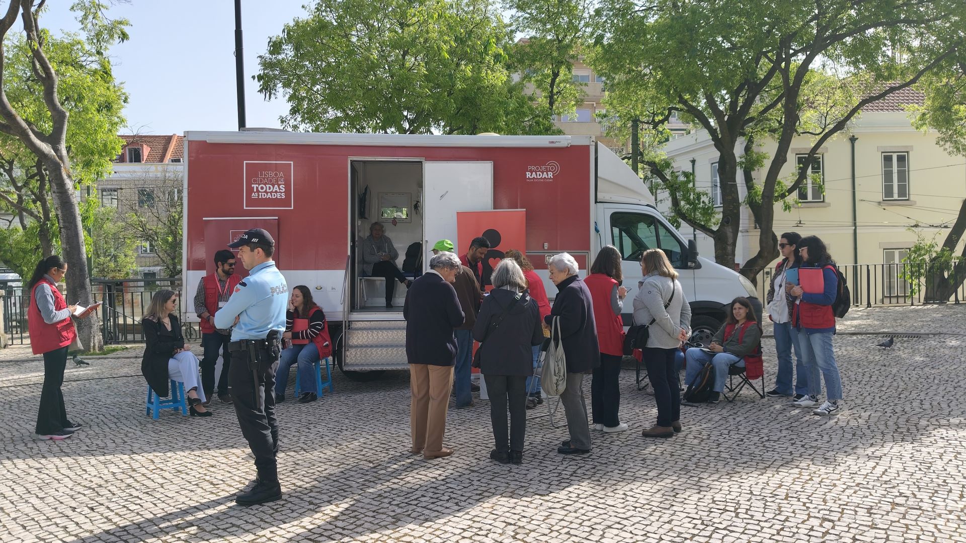 Participantes da ação em mancha na Freguesia de São Vicente