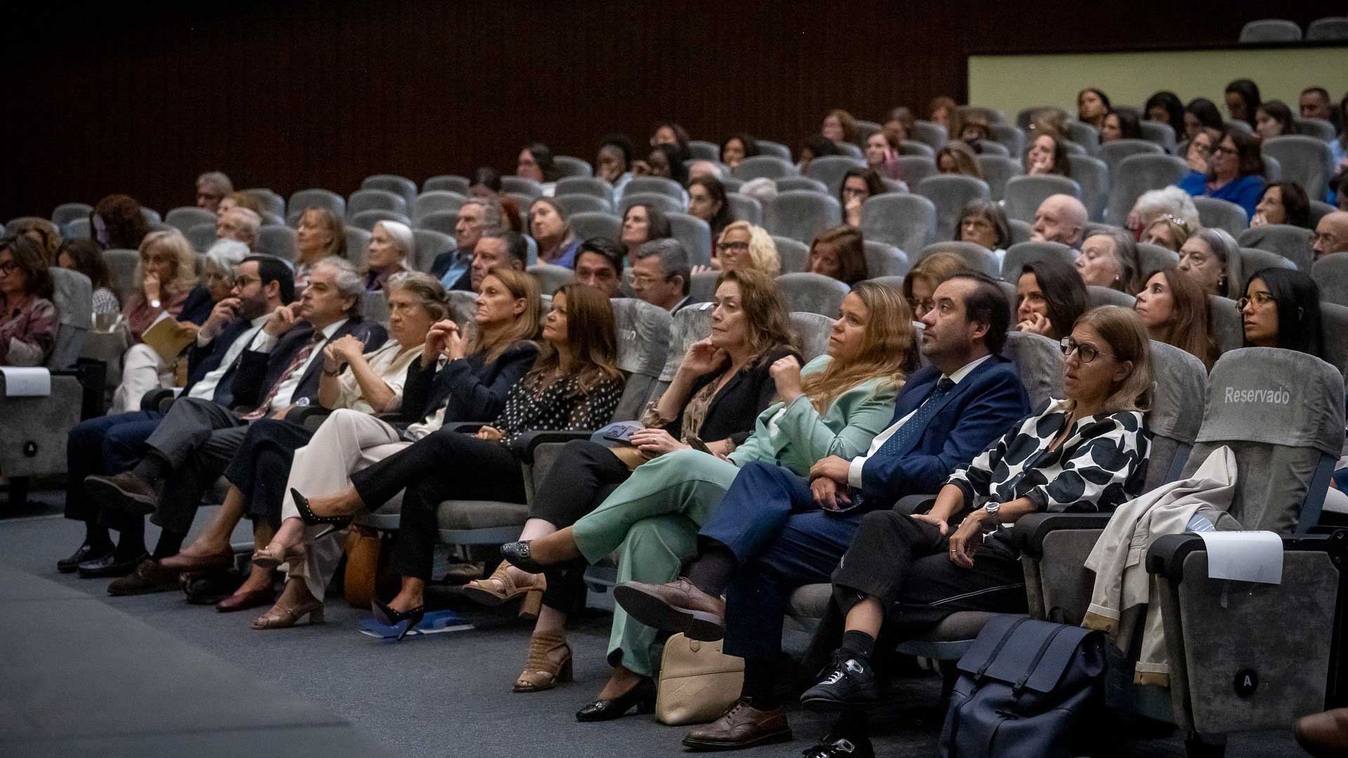 encontro-lisboa-com-vida-06 Plateia sentada no Fórum Lisboa, Casa da Cidadania